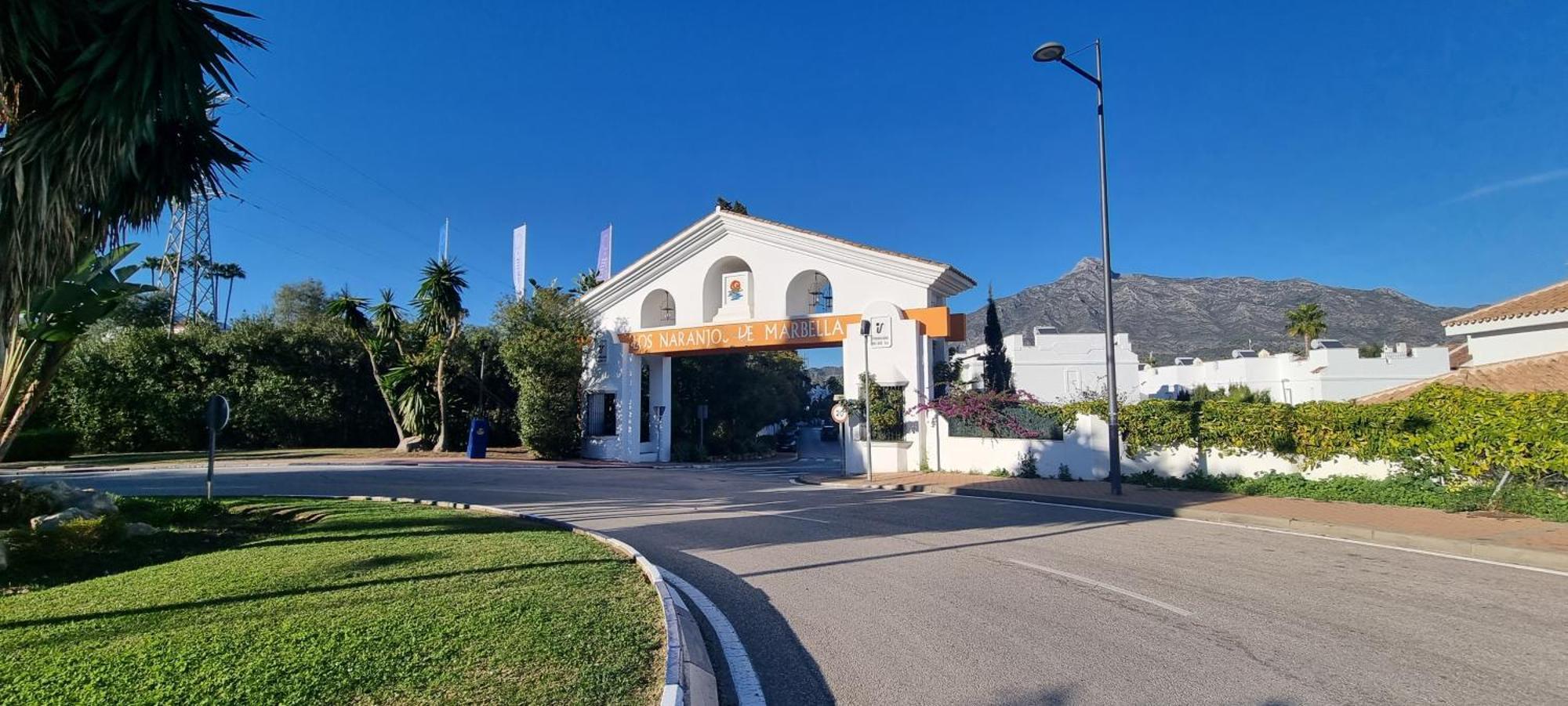 Villa 4 Bed House With Pool Walk To Puerto Banus Fast Internet à Marbellac Extérieur photo