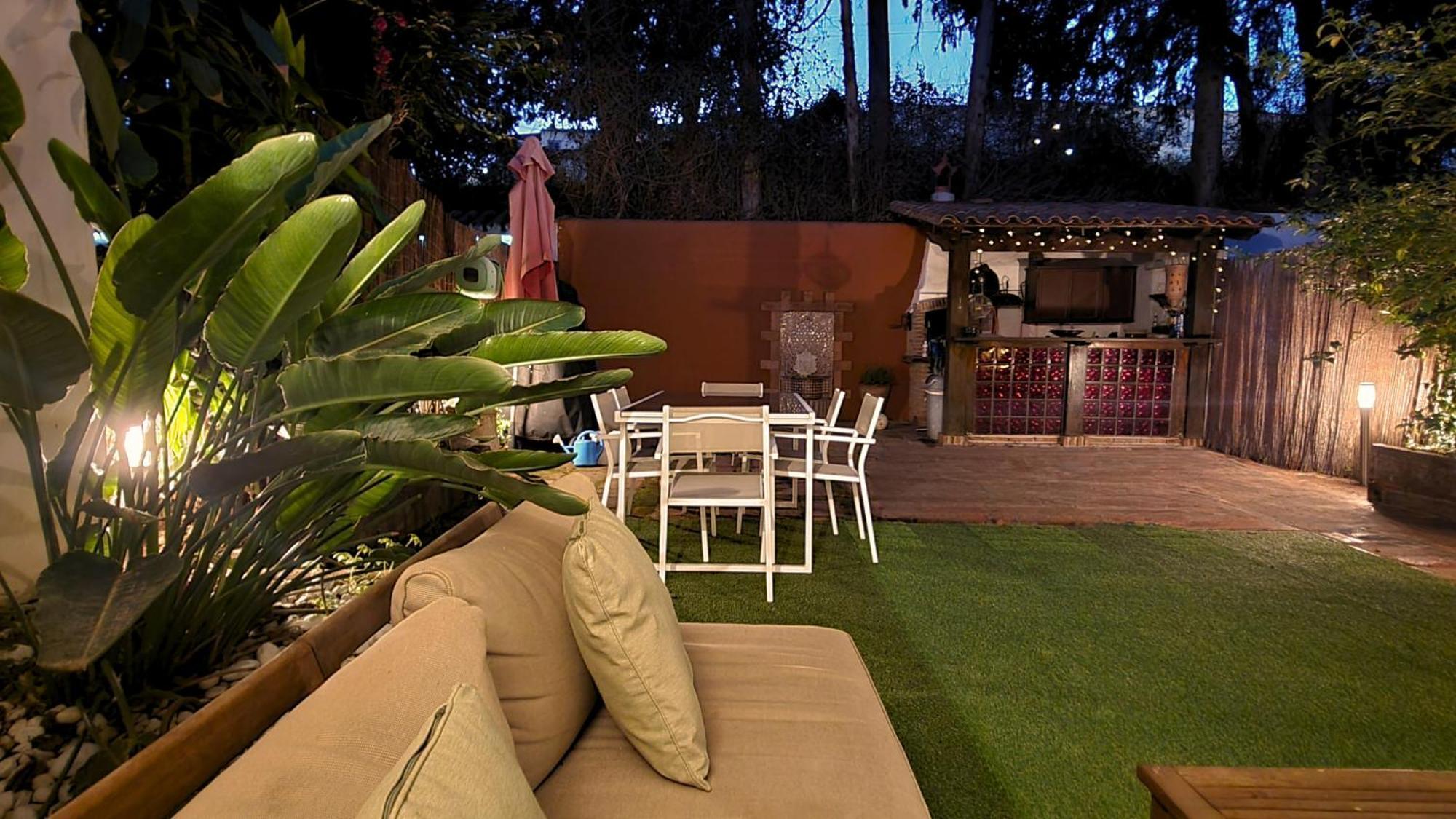 Villa 4 Bed House With Pool Walk To Puerto Banus Fast Internet à Marbellac Extérieur photo