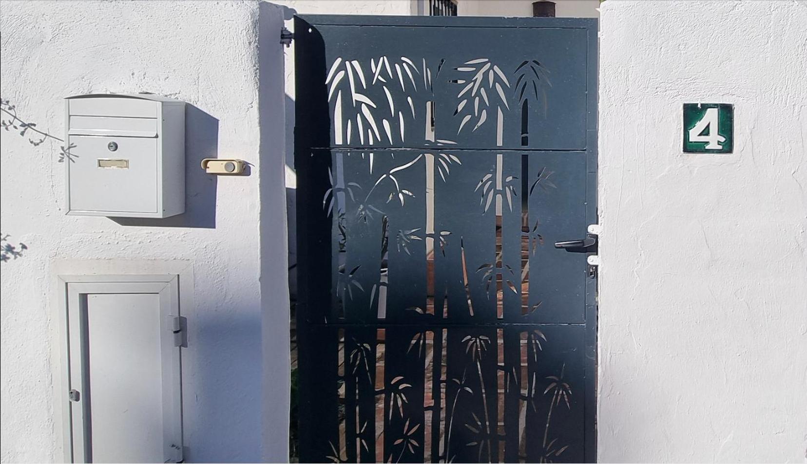 Villa 4 Bed House With Pool Walk To Puerto Banus Fast Internet à Marbellac Extérieur photo