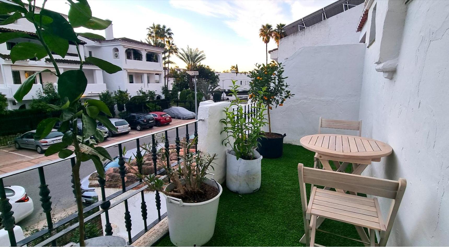 Villa 4 Bed House With Pool Walk To Puerto Banus Fast Internet à Marbellac Extérieur photo